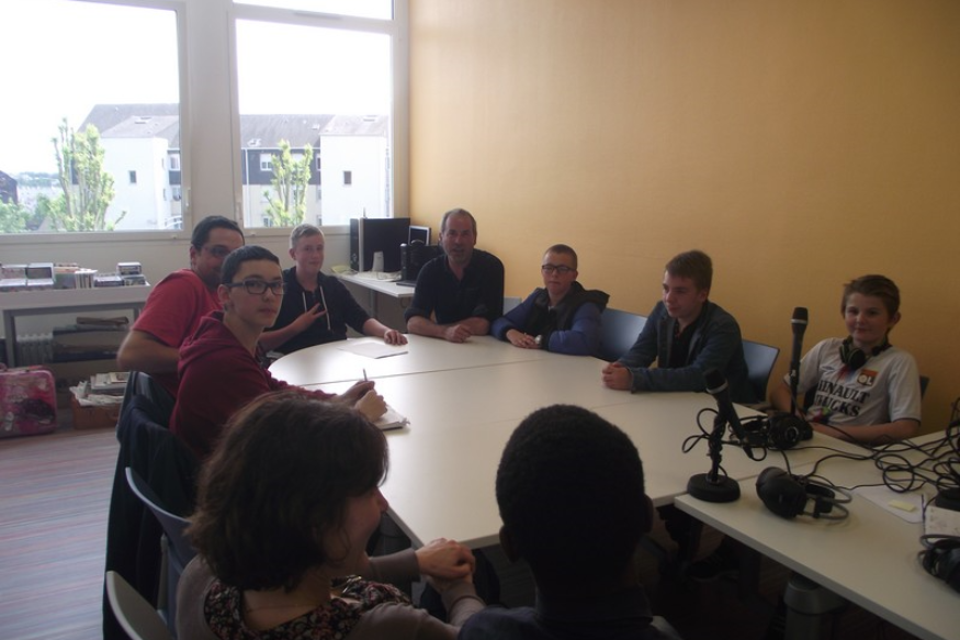 les jeunes de la Glacerie en visite à Mandela